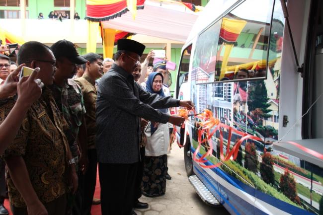 Launching Pelayanan Mobil Keliling Disdukcapil Kabupaten Solok